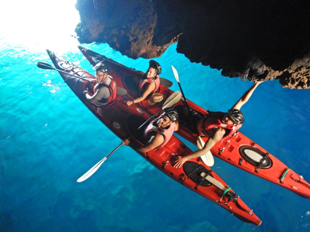Kayak exploring volcanic caves and coves near Vulcano, Aeolian Islands – guided tour with snorkeling